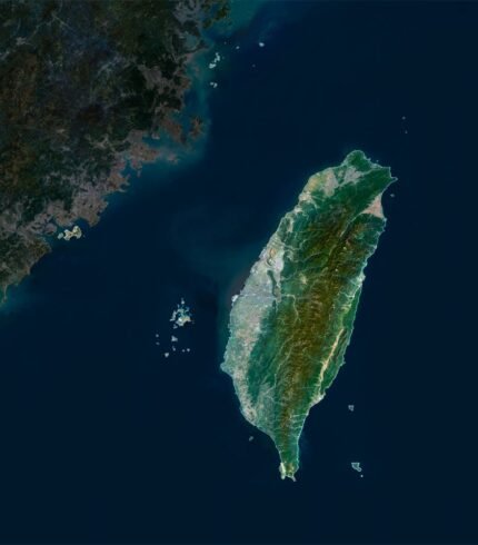 High-resolution Taiwan satellite map displaying detailed topography.