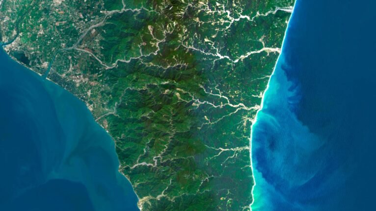 Detailed Taiwan satellite images used for educational purposes.